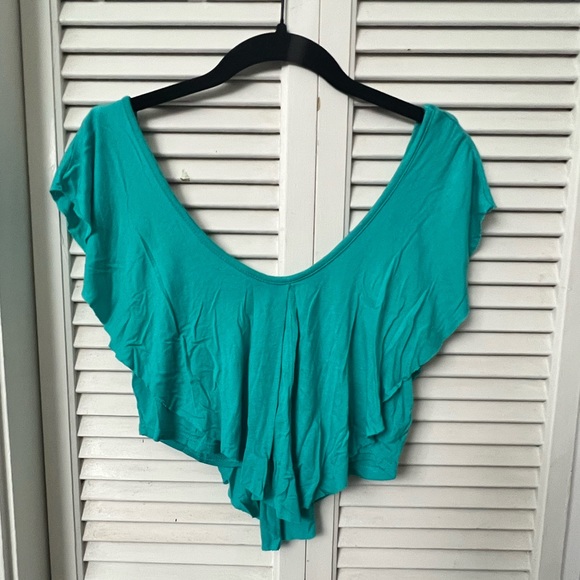Charlotte Russe Crop Top - Picture 1 of 3